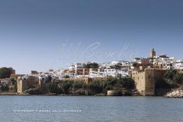 Image du Maroc Professionnelle de  La kasbah des Oudaïas de Rabat est une magnifique petite forteresse surplombant l'embouchure du fleuve Bouregreg érigée par les Almoravides pour lutter contre les tribus Berghouatas, elle séduit par sa quiétude et sa lumière.  Jeudi 6 Octobre 2011. (Photo / Abdeljalil Bounhar)
 